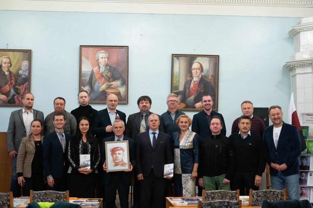 У Ніжині на Чернігівщині відбулась І Національна конференція з фінно-угористики